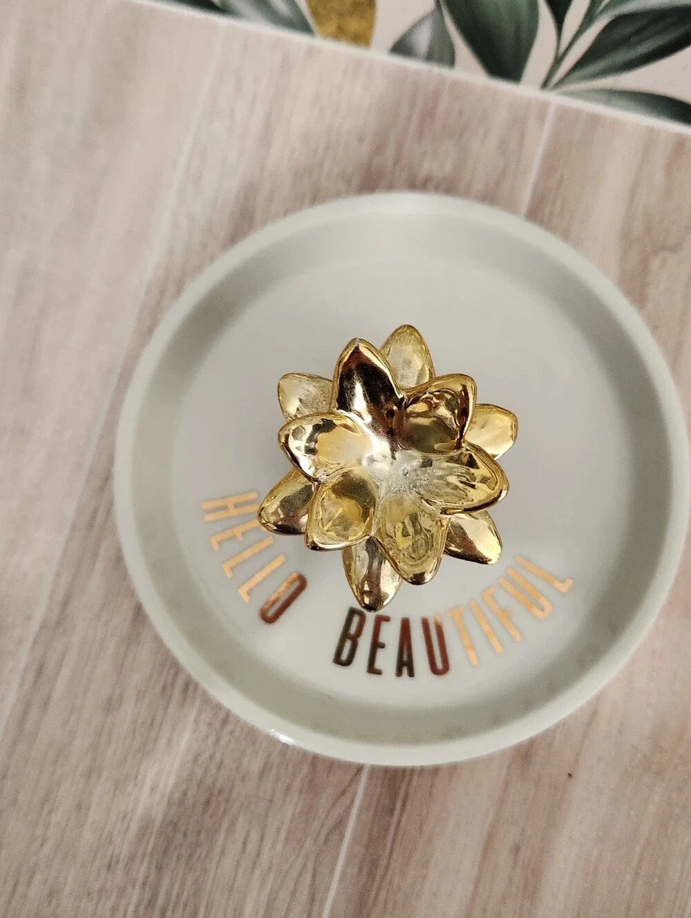 La Casa Bella Black & Gold Pineapple 